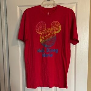 Disney Parks Walt Disney World men’s red short sleeve graphic t-shirt size large